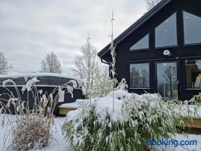 Newly built cottages with jacuzzy and sauna - Image 2