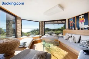Waterfront Villa at La Réserve Ramatuelle - Image 2