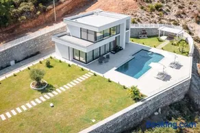 The Panoramic Villa by PikHost - Image 3