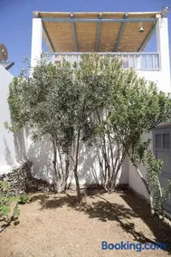 Beachfront 2br apartment - Free parking - Image 3