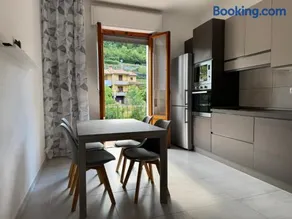 River Apartment - Image 1