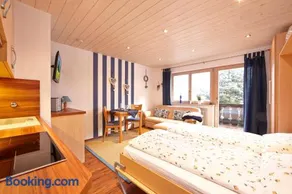 Frickenblick Lounge & Sauna - Image 1