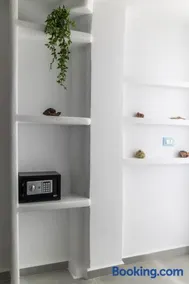 Serenity Studio in Pollonia - Image 3