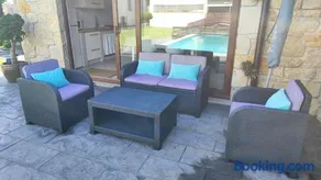 Casa de Invitados con asador y piscina de uso privado - Image 2