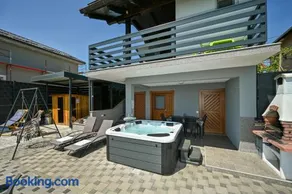 View&Wine Jacuzzi -Tuheljske toplice - Image 1