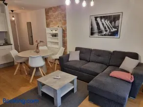 Apartment Industry, exklusive Boutique-Ferienwohnung mit Loggia, zentral in Freilassing, 10 Minuten von Salzburg - Image 2