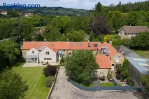 Mr Ralphs Cottage - Image 1