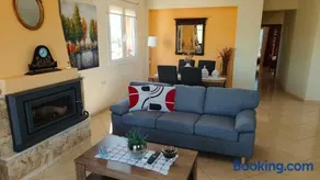 Pazinos/Neveli Cottage - Image 2