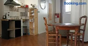 Studio privé - maison de village - Image 1