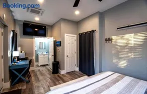 Beautiful studio close to the beach! - Image 4