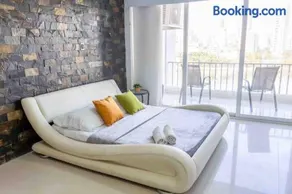 Prime Location: Fully Equipped Loft in El Laguito - Image 2