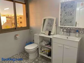 Apartment Private room in apartment in Khouribga - Image 2