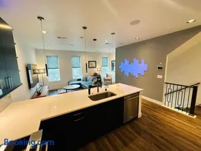 Downtown Denver Smart House - Image 3