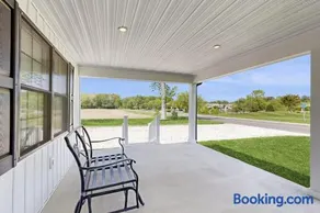 Banks Cottage ---30708 Whites Neck Rd - Image 2