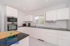 Villa Reyets 4 bed 3 bath Private Pool - Image 3