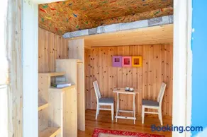 The Cubist Retreat - Image 2