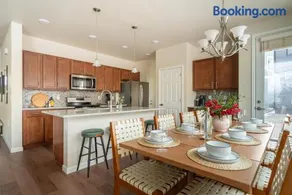 Colorado Haven: 5bd - Pool & Foosball - 10min UCB - Image 2
