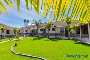Rock Hyrax Hotel - Image 5