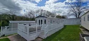 Stunning 2 bed Luxury Caravan at Hoburne Devon Bay, with Hot Tub and sea view - Image 1