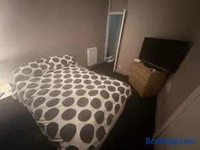 Glasgow City Escape - 2 Bedroom Apartment - Image 3