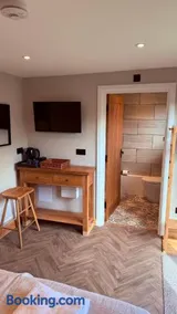 Heath Vale Stay - Image 4