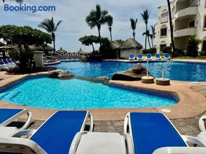 Costa Bonita Mazatlán Departamento pie de playa Beach Resort - Image 1