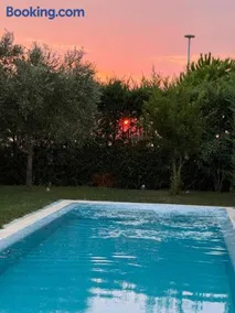 loren's villa - Image 1