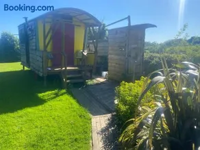 Anglesey Gypsy Caravan - Image 3