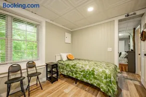 Waterfront Hideaway by Railey Vacations - Image 4
