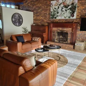 Doug's Place - Image 5