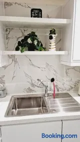 Cosy Home near Central London - Image 2