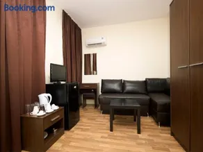 Hotel Golden Ina - All Inclusive - Beachfront - Image 4