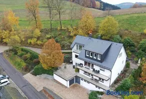 Auwers Haus komplett mit Panoramablick und Kamin - Image 1