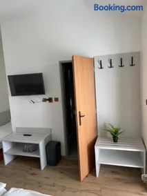 HOTEL ZELENÝ DVOR - Image 1