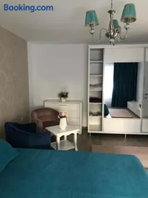Tudor Apartment - Image 3