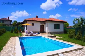 Вила Едем - Villa Edem - Beach Bolata Area - Image 2