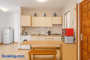 Spacious apartment with the private terrace - Image 2