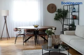 Central Serviced Apartment - Image 1