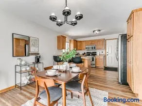 4901 Waller - Image 2