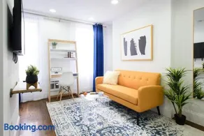 69-3B Prime Lower East Side BRAND NEW 1br Apt - Image 2