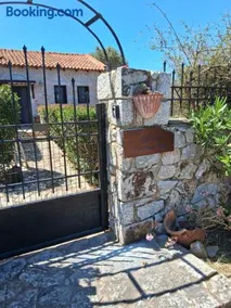 Μεδ-οίκων Γιατριάνων House - Image 4
