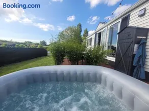 Chalet Sea-renity Lakeside met jacuzzi - Image 3