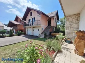 Holiday Home Lana - Image 1