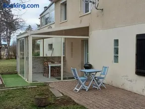 Entre Puy-de-Dôme et Corrèze Appartement pour 4 personnes avec terrasse et jardin - Image 1