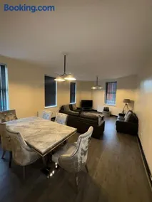 Smithdown Hideaways - Image 2