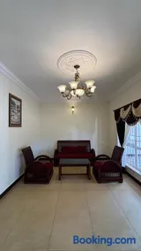 Green woods stays - Image 1