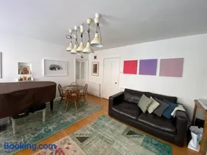 Clarendon House - Image 2