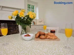 4 bed in Lyndhurst 57407 - Image 4