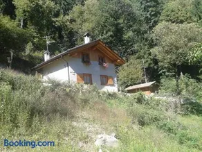 Chalet Immerso nel Verde - Image 1