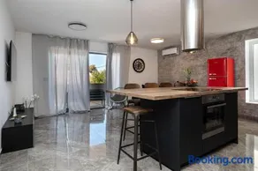 Luxury Apartman Tinel - Image 1